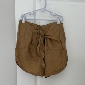 Acacia Women’s Linen Tie Front Shorts